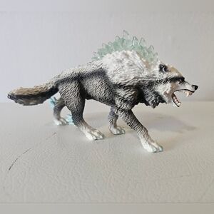 Schleich Eldrador Creatures SNOW WOLF Multicolor Figure 42452